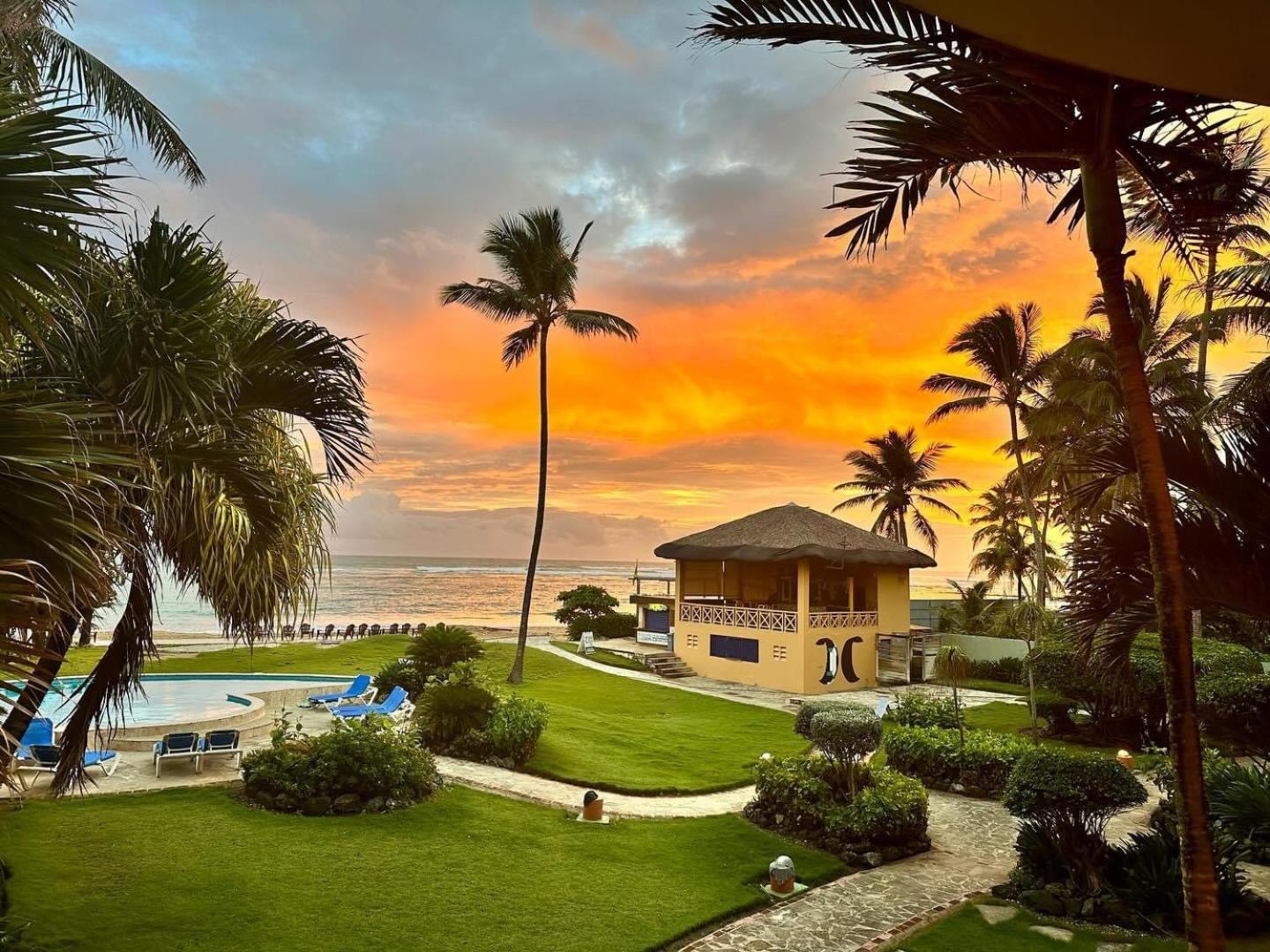 Agualina Kite Hotel Oceanfront Apartments Cabarete Exterior foto